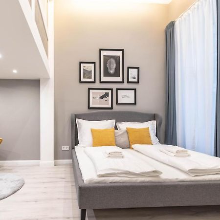 Assea Elegant Apartment With 2 Bedroom In Downtown ブダペスト エクステリア 写真