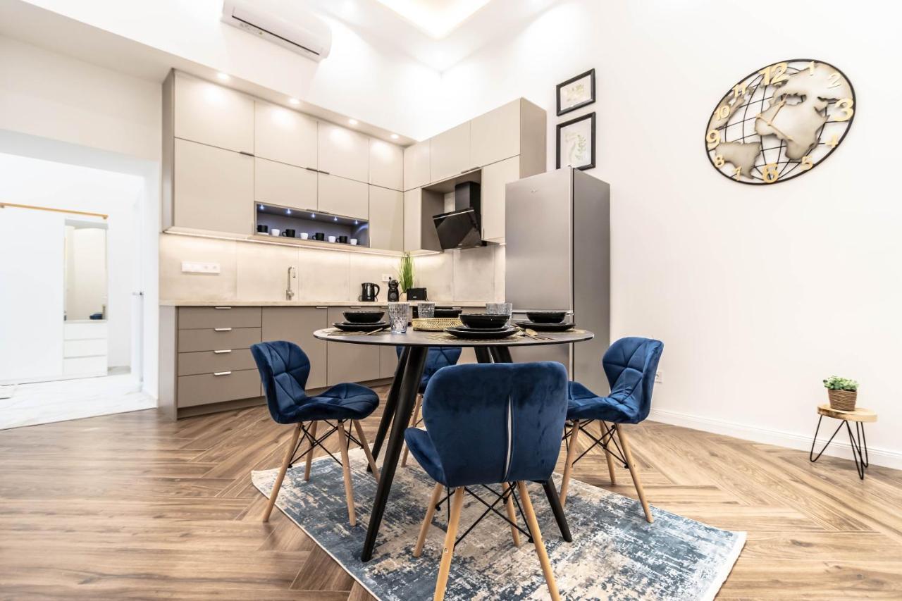 Assea Elegant Apartment With 2 Bedroom In Downtown ブダペスト エクステリア 写真