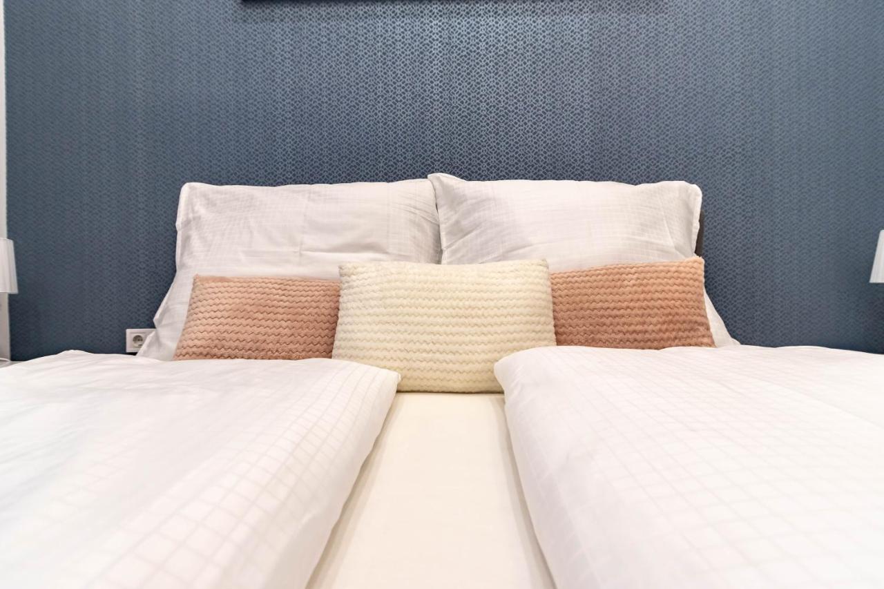 Assea Elegant Apartment With 2 Bedroom In Downtown ブダペスト エクステリア 写真